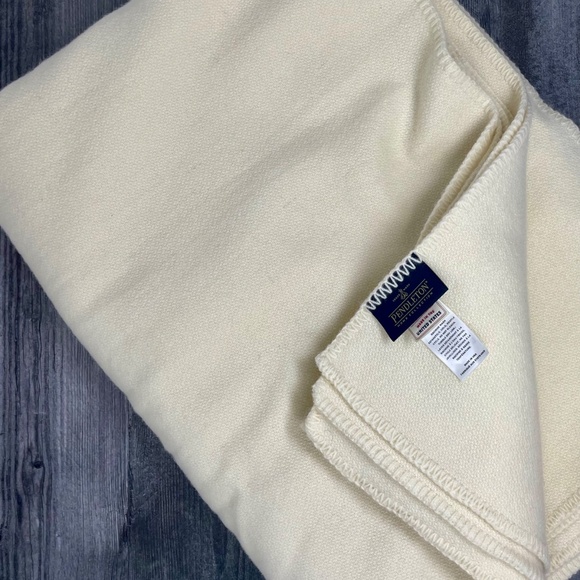 NWOT - PENDLETON Eco Wise Wool Blanket - White - Twin - Picture 4 of 5